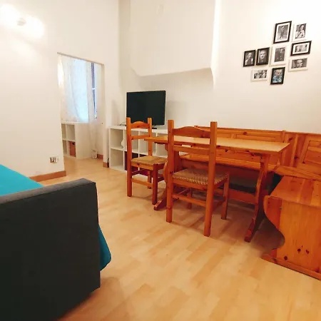 New And Cozy Flat In Via Mascarella * 볼로냐